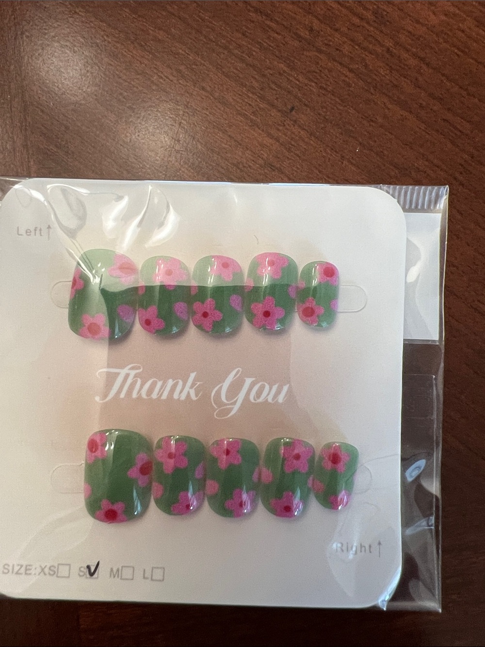 Green Press-On Toe Nails with Pink Flower Design